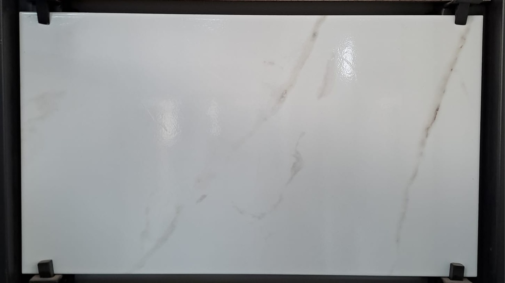 CARRARA - 31x53 - 1,65 M2 - 1º - LOURDES